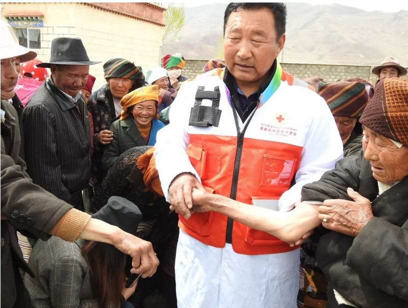 1526118802109029.png 红十字在“5.8博爱周” 2_副本.png