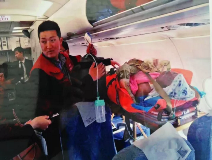 不忘初心 坚行人道2_副本.png